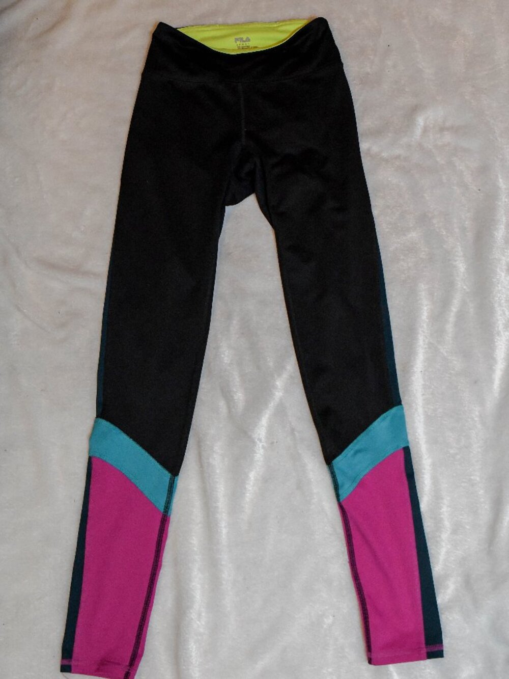 Women's Fila Sport Black Pink Blue Yoga Athletic Pants Leggings Never Worn